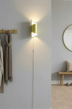 Aneta Lighting Væglampe Lucile mat messing/hvid New