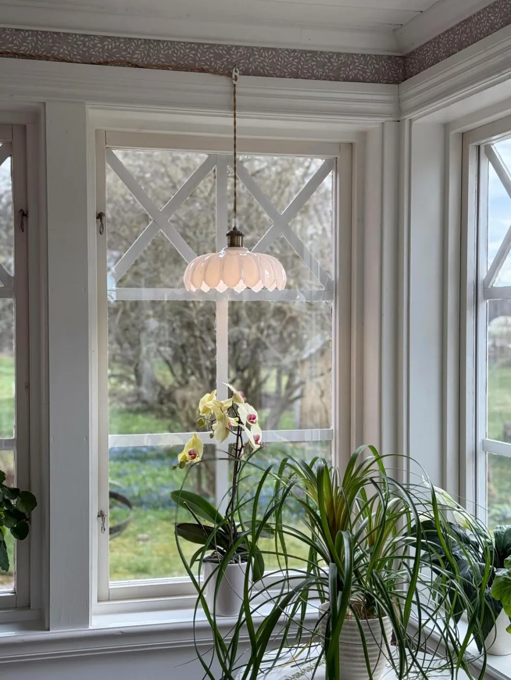 Aneta Lighting Vinduespendel Sofia antik messing/hvid Best