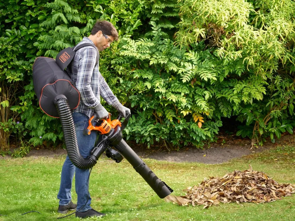 Black & Decker Løvblæser 3000W Blæse- & Sugefunktion