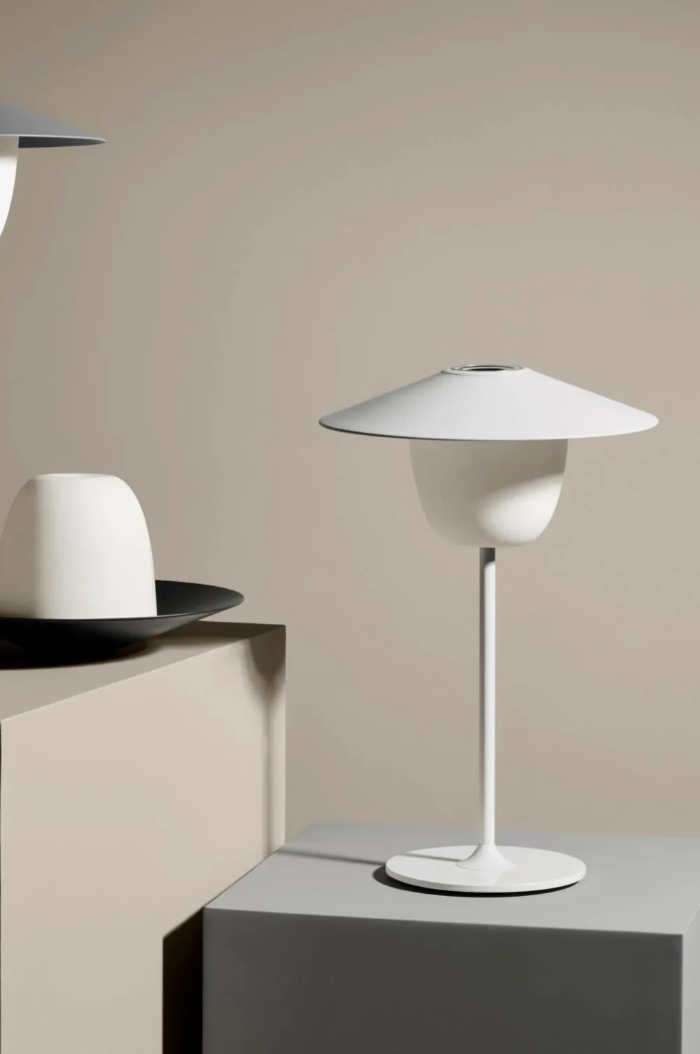 Blomus Udendørsbelysning|Genopladelige Lamper>Mobil lampe LED Ani 36 cm Mat hvid hvid