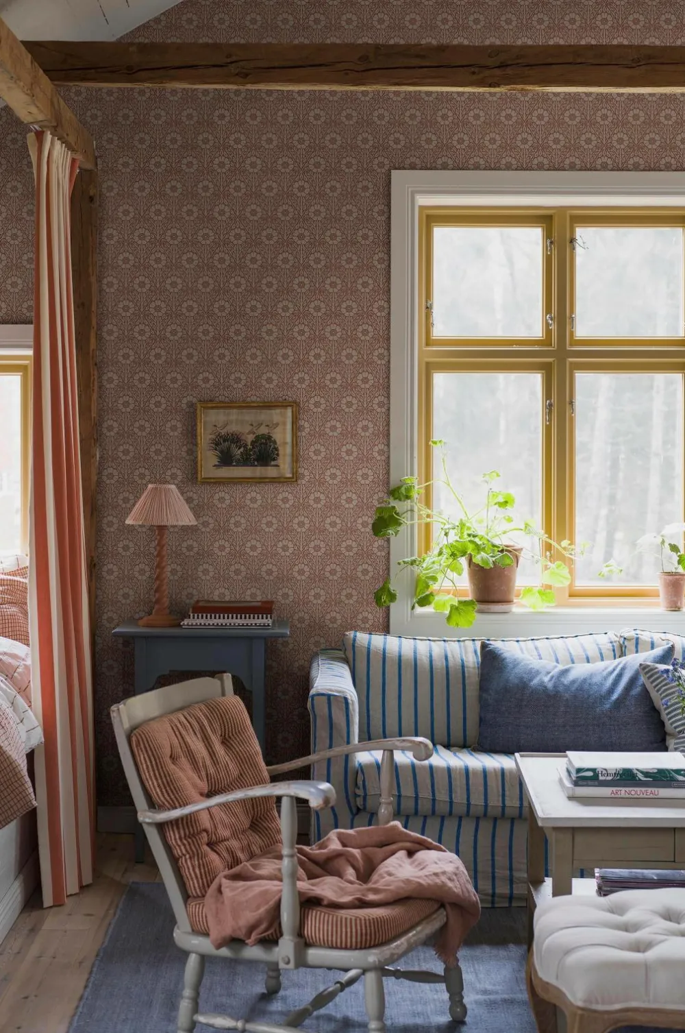 Boråstapeter Tapeter>Tapet Nyponros Rød 5812