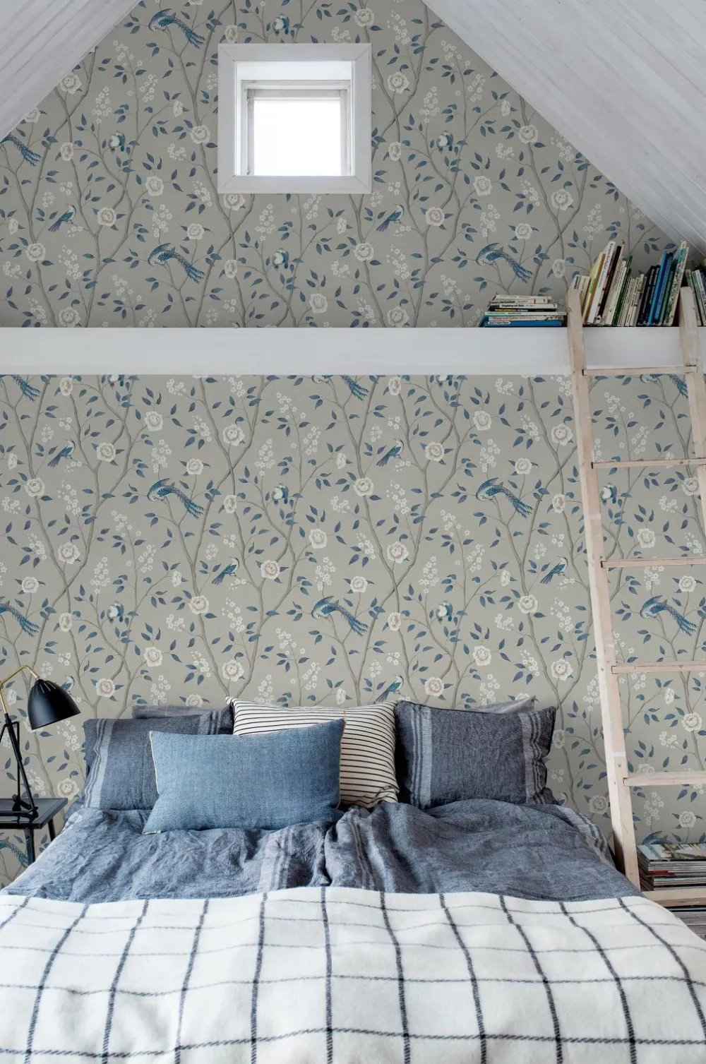 Boråstapeter Tapeter>Tapet Paradise Birds Blue 6143