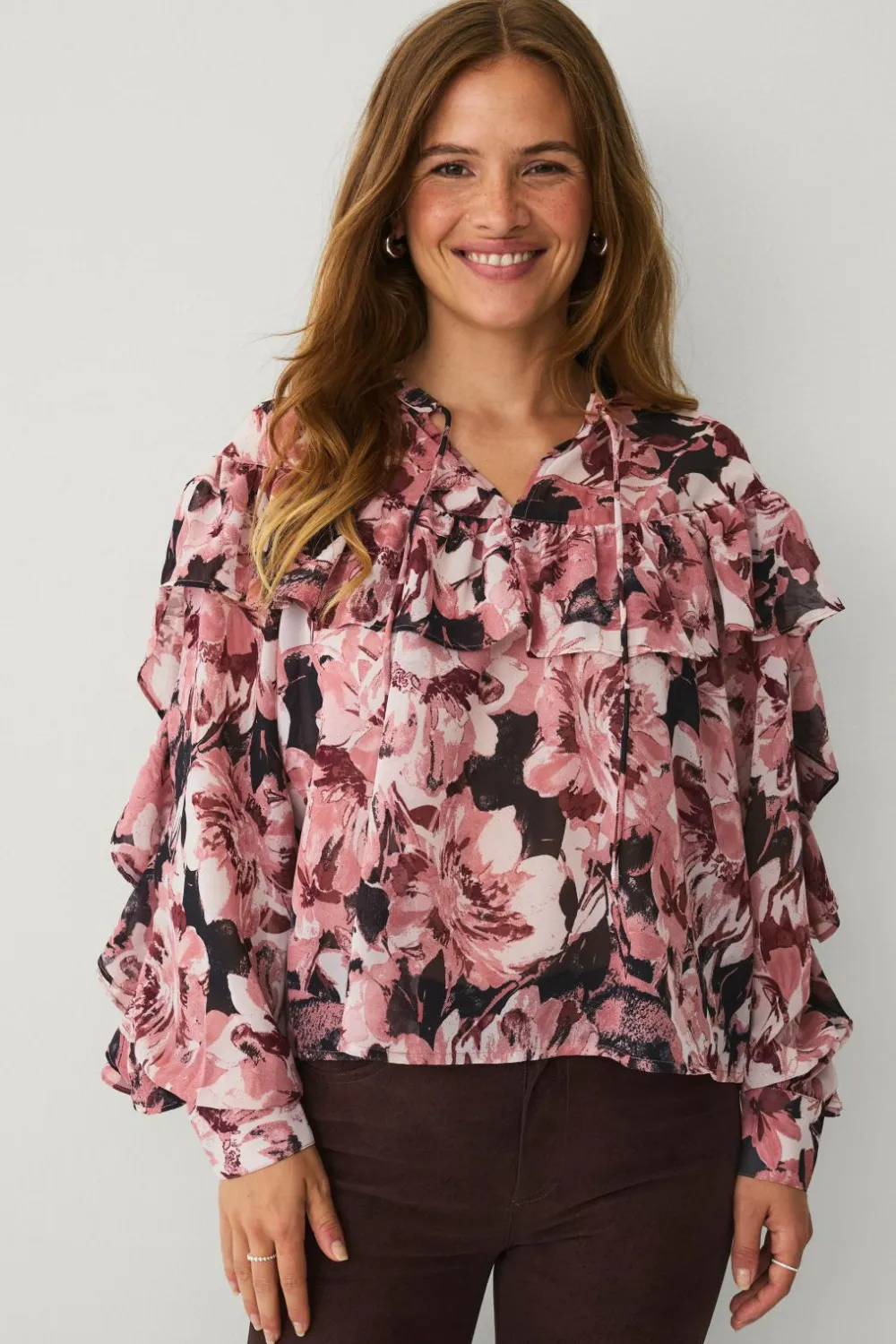 Ellos Skjorter & Bluser>Collection Bluse med volanter beige rosa mønstret