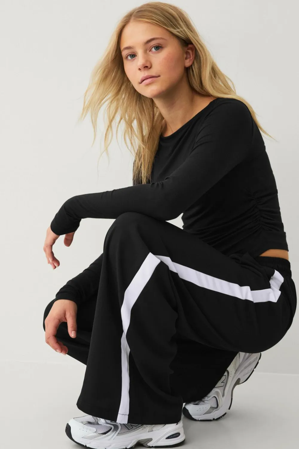 Ellos Collection Brede bukser med sidestriber Sort Online