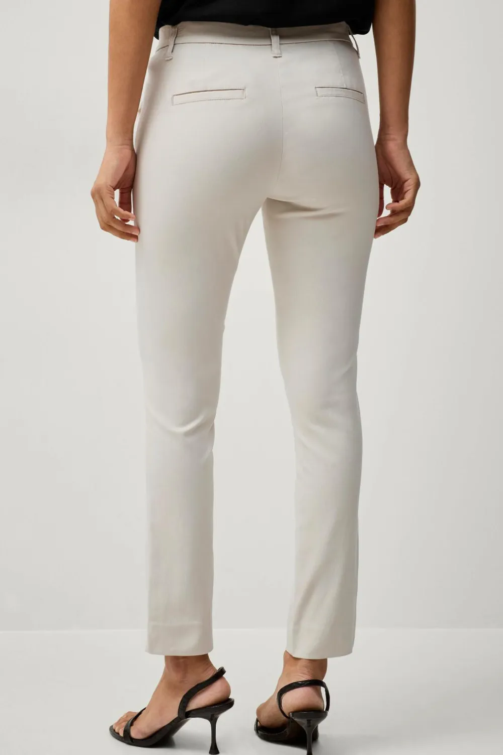 Ellos Collection Flexy Slim fit bukser i superstretch Creme Outlet