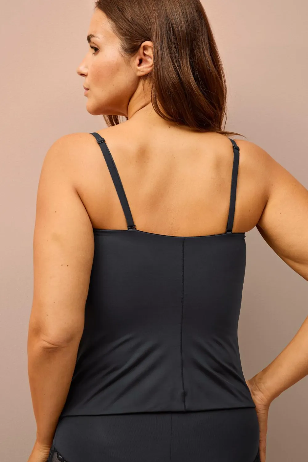 Ellos Underkjoler & Chemiser|Shaping>Collection Formgivning af linned - Medium støtte Sort