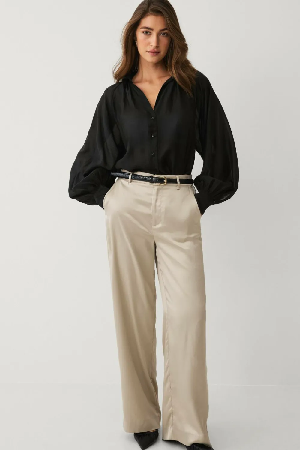 Ellos Skjorter & Bluser>Collection Gennemsigtig bluse med v-hals sort