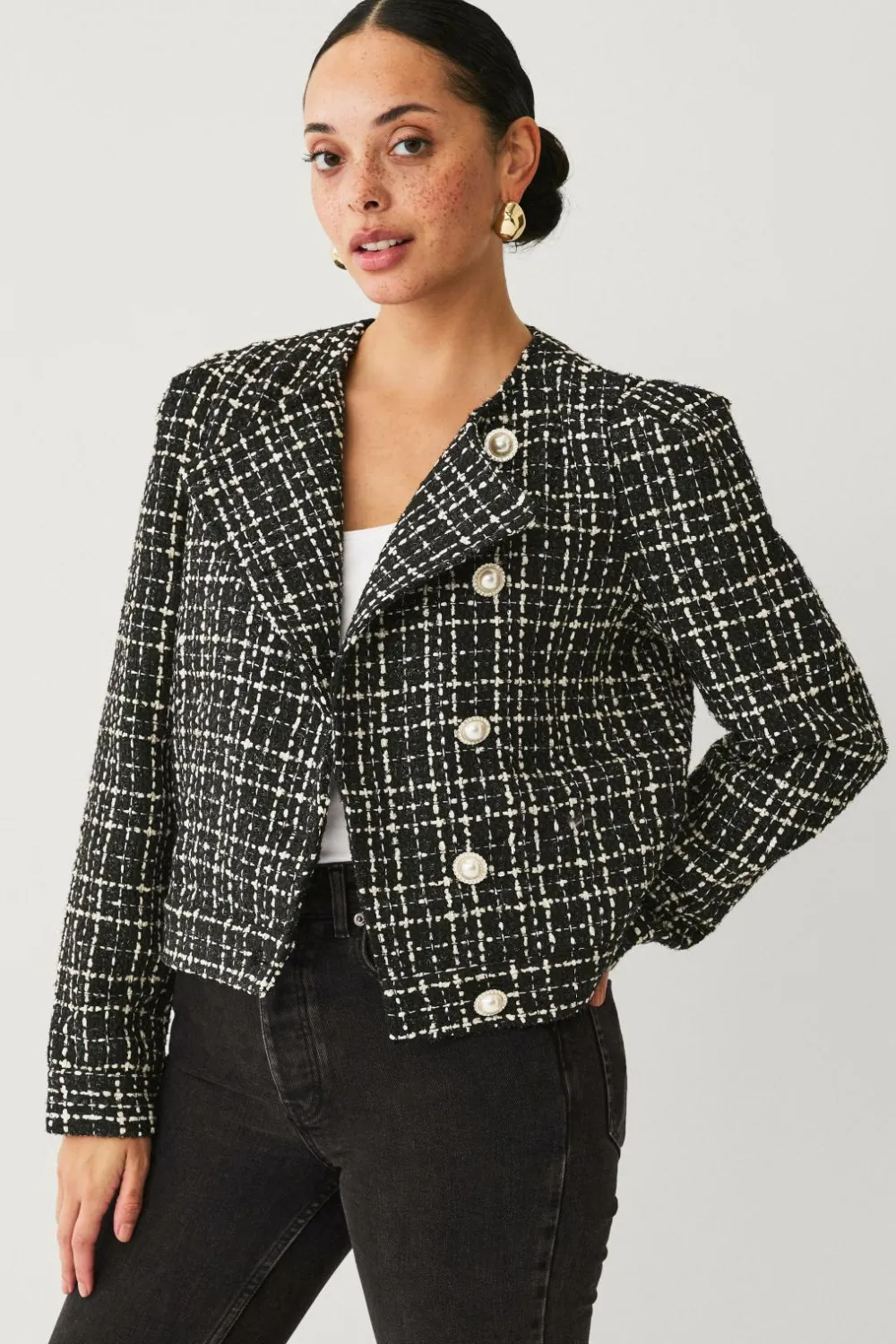 Ellos Blazere & Veste>Collection Habitjakke med perleknaper Sort/hvid