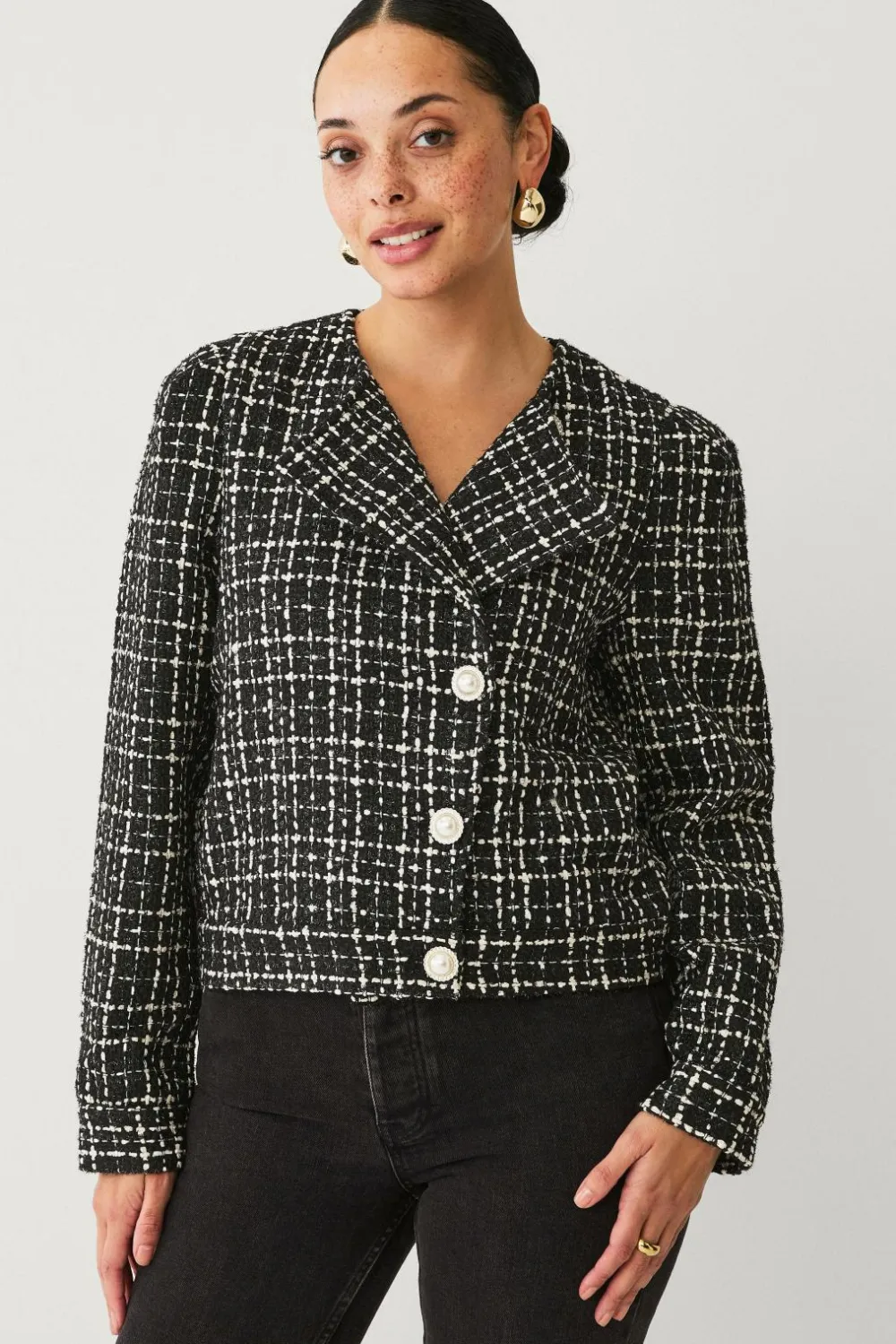 Ellos Blazere & Veste>Collection Habitjakke med perleknaper Sort/hvid