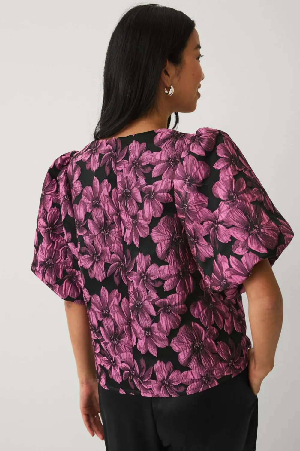 Ellos Collection Jacquardvævet bluse med pufærmer Rosa mønstret Sale