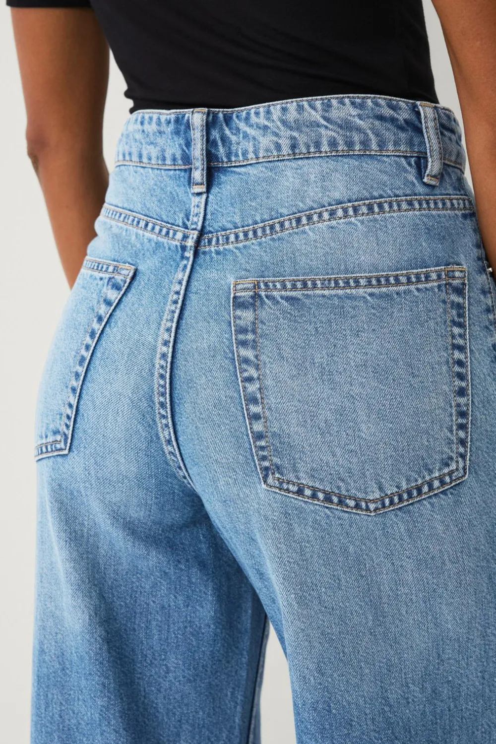 Ellos Collection Jeans med brede ben og høj talje Mellemblå vasket Hot