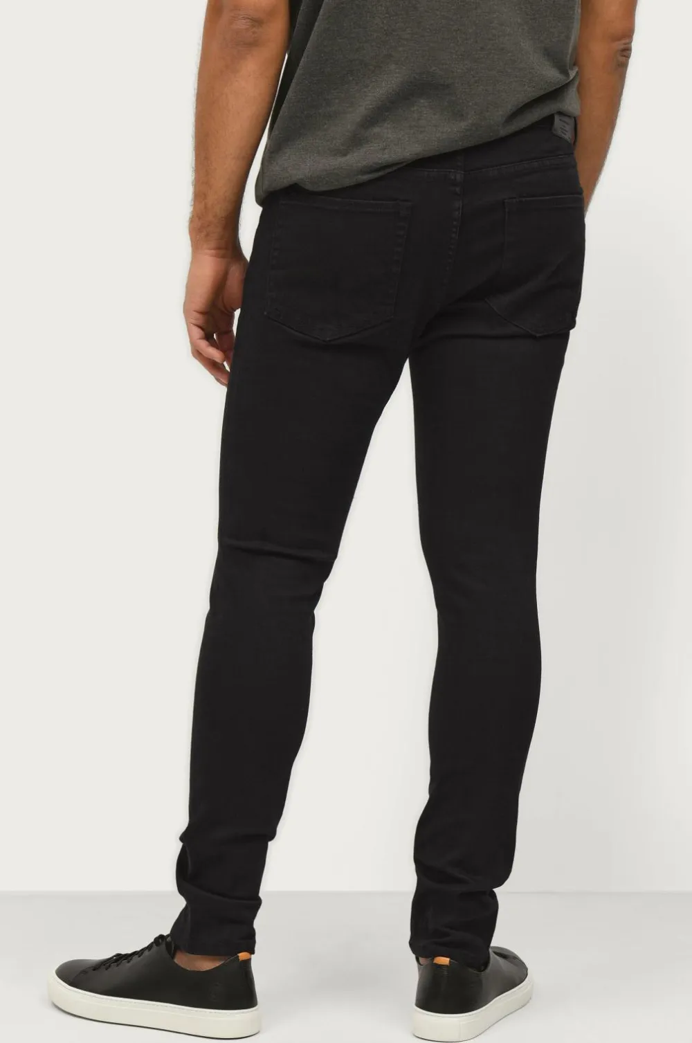 Ellos Jeans>Collection Jeans Nate Slim Fit Sort