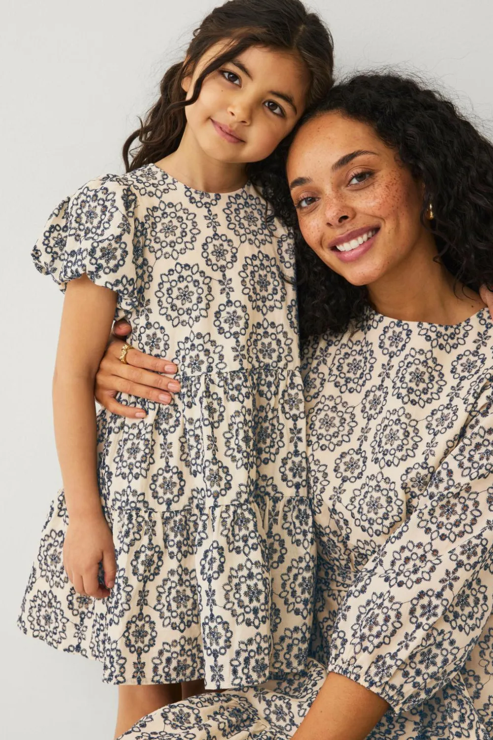 Ellos Collection Kjole med ballonærmer Beige/blå mønster