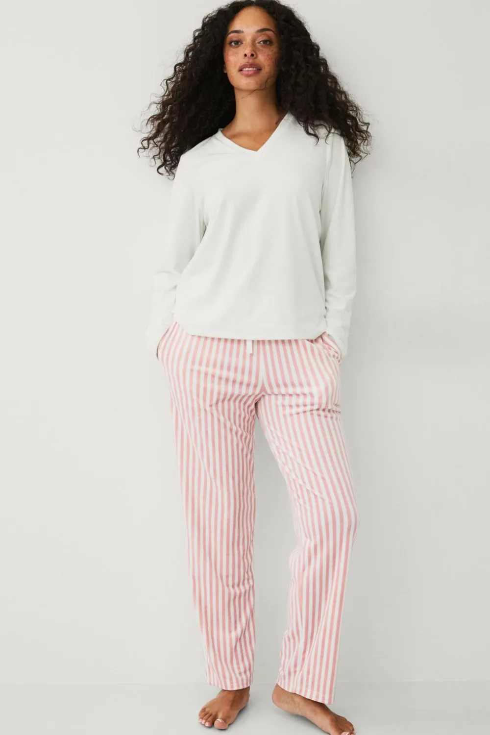 Ellos Collection Pyjamas i velour Hvidrosa stribet Sale