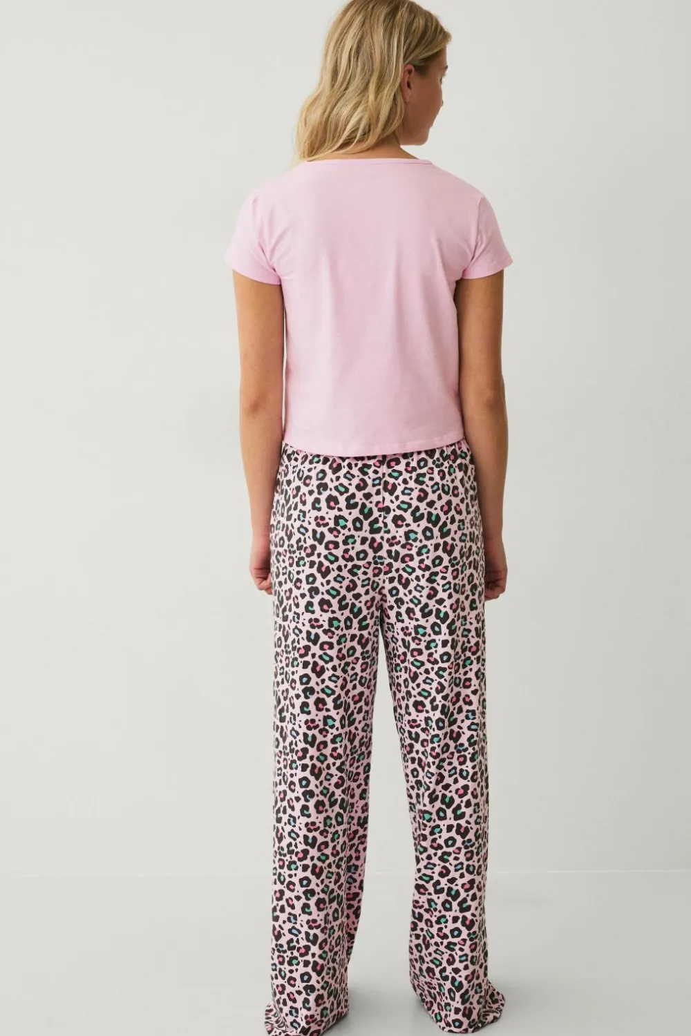 Ellos Nattøj & Homewear>Collection Pyjamassæt Lyserødt leopardprint