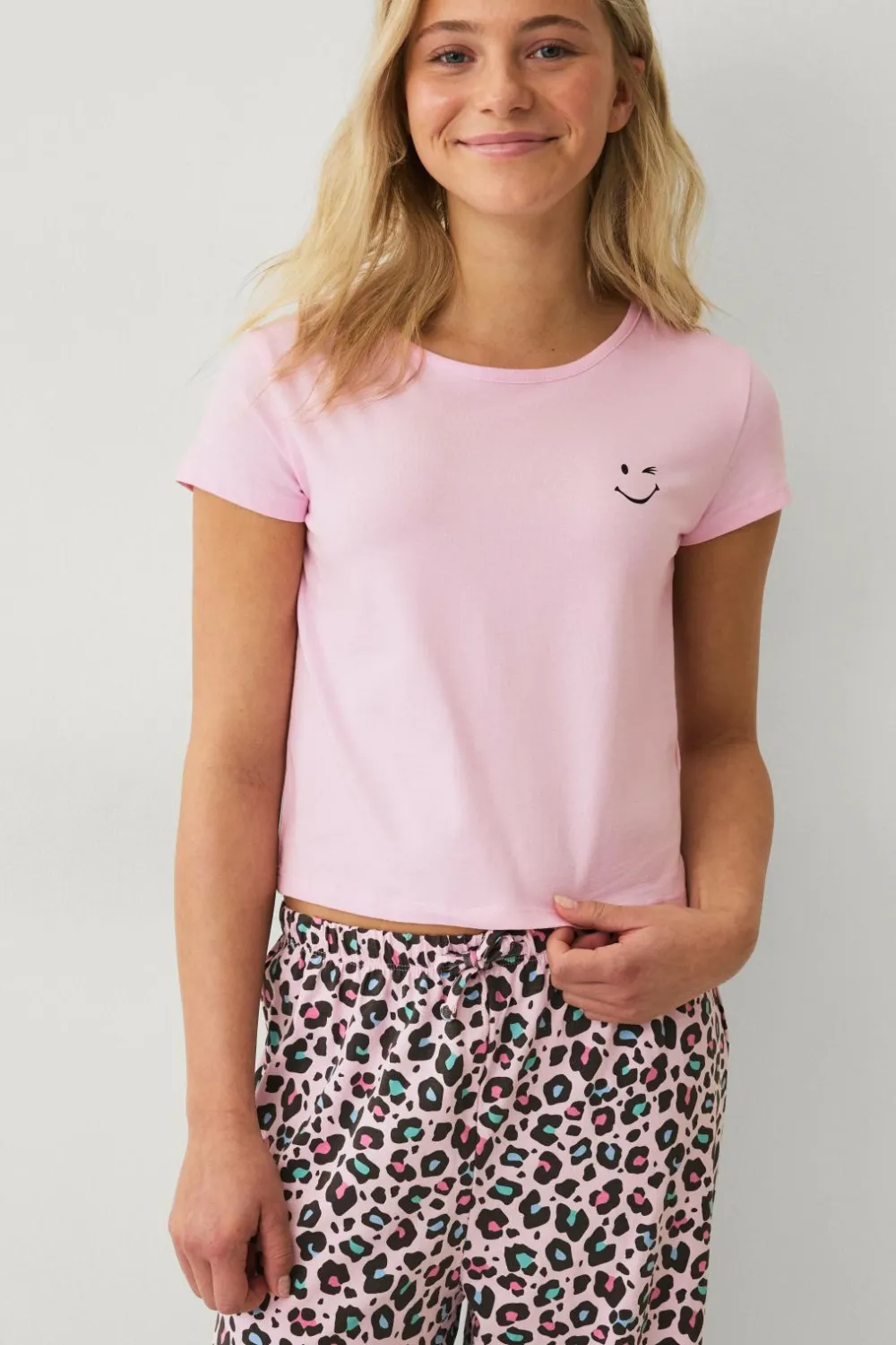 Ellos Nattøj & Homewear>Collection Pyjamassæt Lyserødt leopardprint