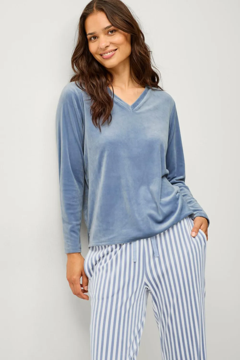 Ellos Nattøj>Collection Pyjamas i velour Blåhvid stribet