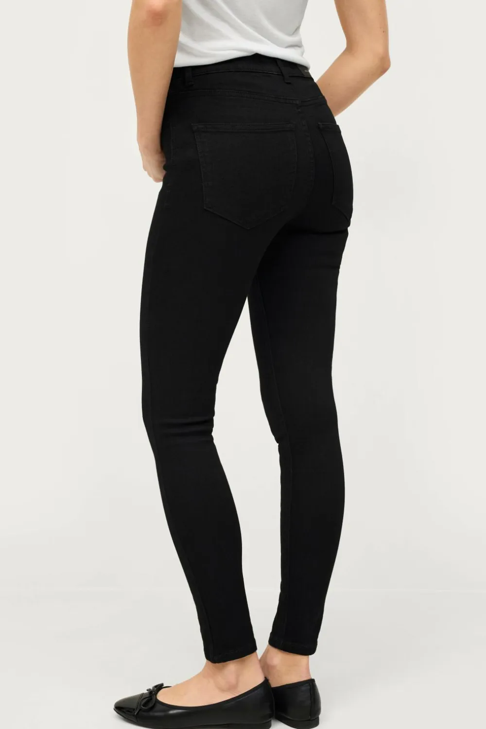 Ellos Jeans>Collection Smalle stretch-jeggings med mediumhøj talje Sort denim