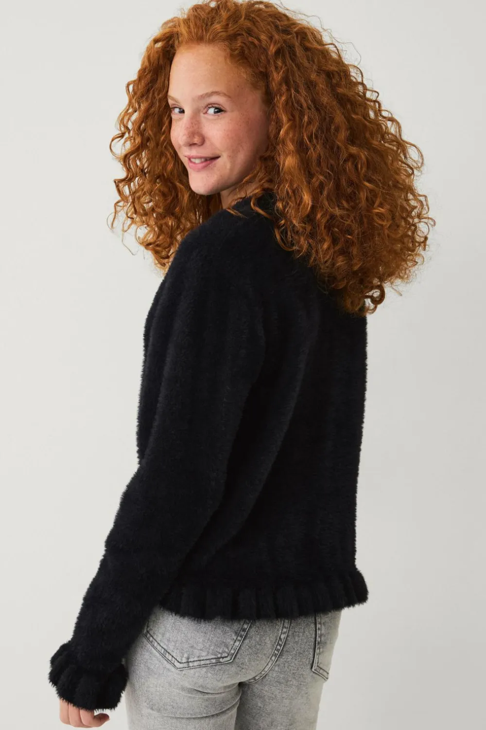 Ellos Trøjer & Cardigans>Collection Strikket trøje med flæser sort