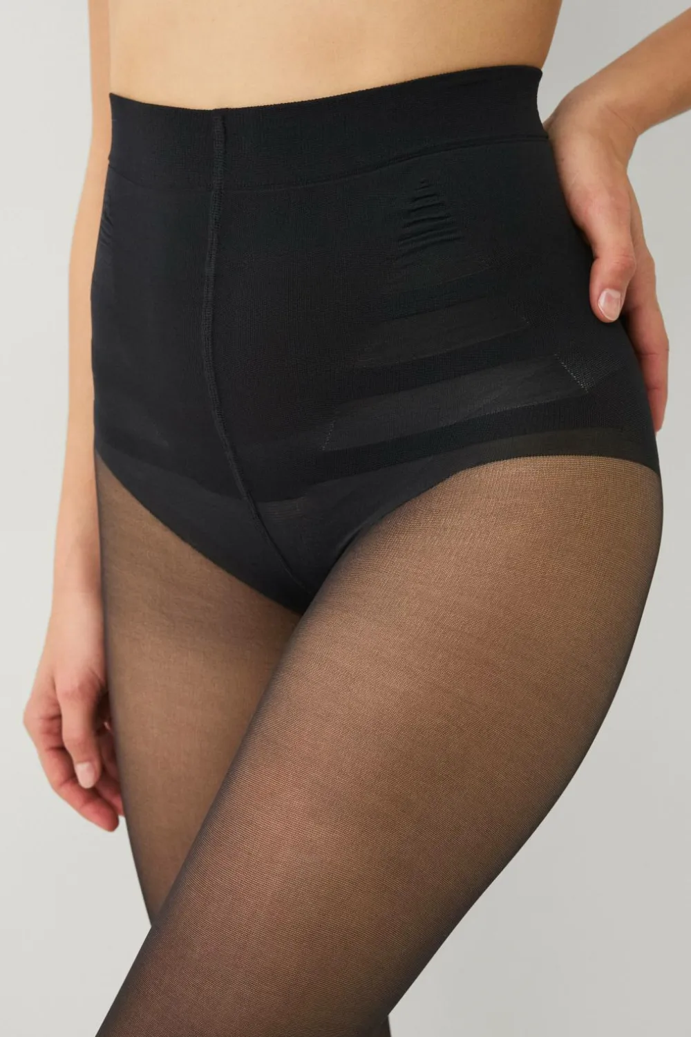Ellos Collection Strømpebukser Hold in 40 DEN Medium Support Semishiny Sort New