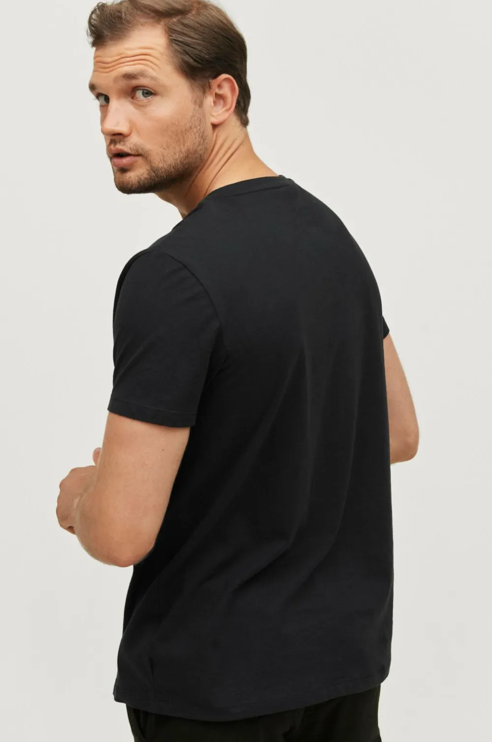 Ellos Basistøj|T-Shirts & Tanktoppe>Collection T-shirt Karl V-neck Sort