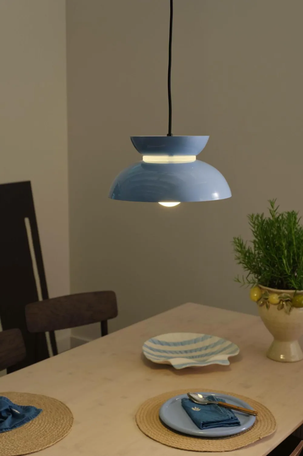Ellos Home Loftlampe Clara Blå New