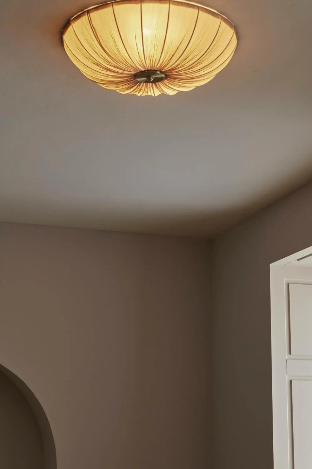Ellos Loftlamper>Home Loftplafond Plafond Avery Beige