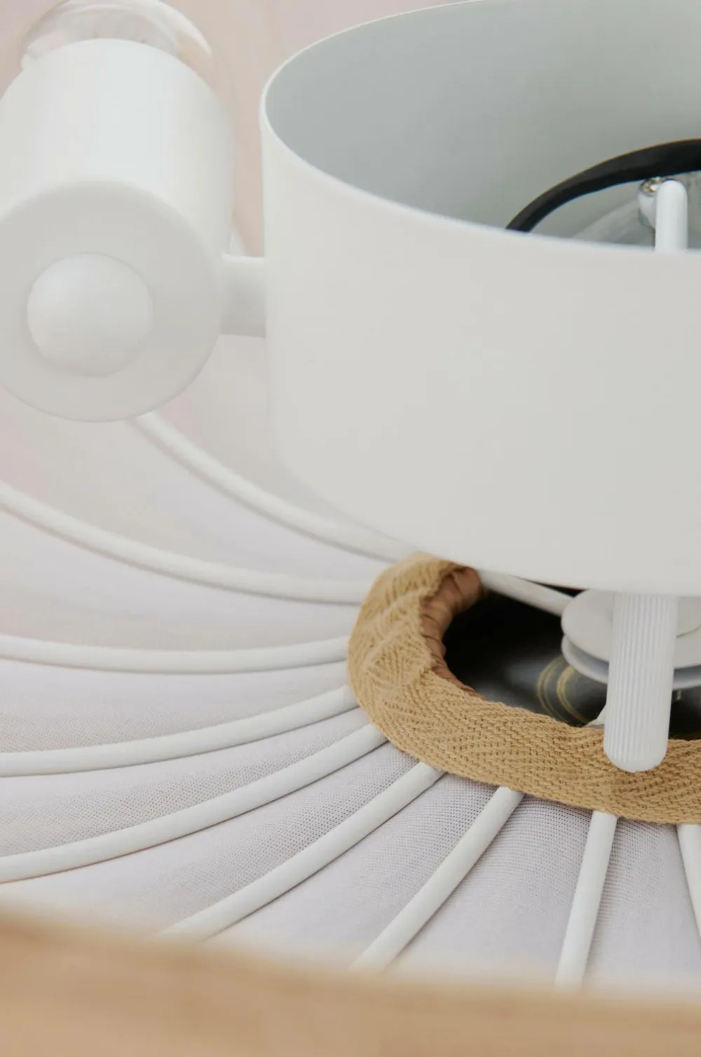 Ellos Loftlamper>Home Loftplafond Plafond Avery Beige