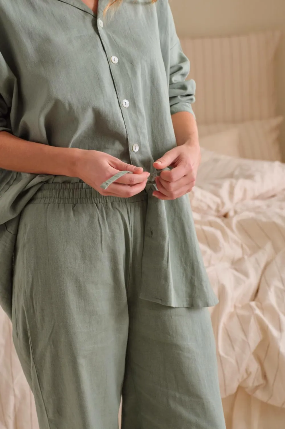 Ellos Home Natbukser Pyjama Pant Elly i genanvendt halvlinned Aquagrøn Hot