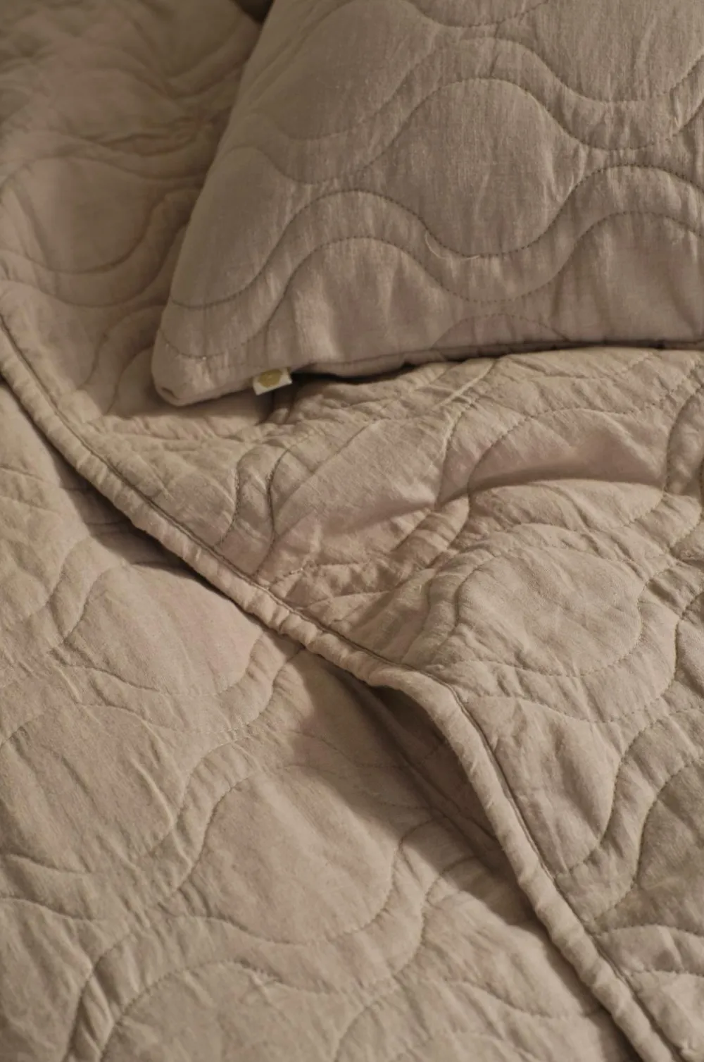 Ellos Pyntepuder & Betræk>Home Pudebetræk Elly Quilted i genanvendt halvlinned Linen beige