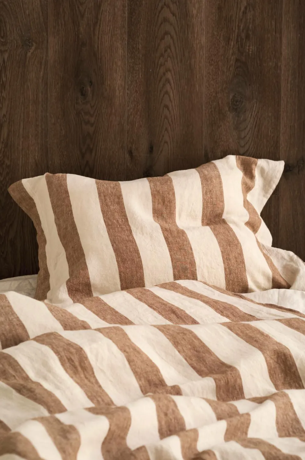 Ellos Home Pudebetræk Candice Block Stripe i vasket hør Mørk kanelbrun/Creme New