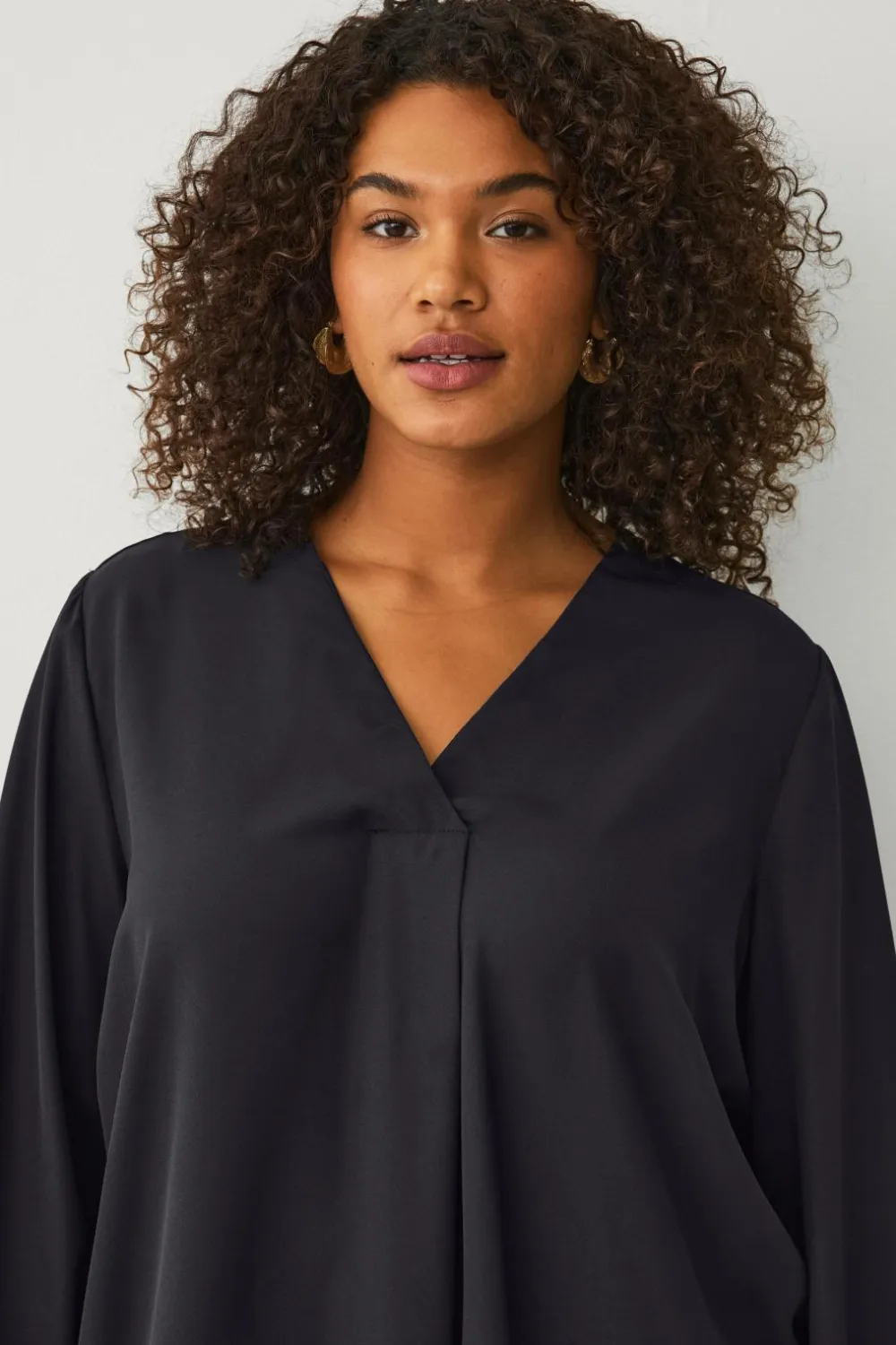 Ellos Tunikaer|Toppe & Tank-Toppe>Plus collection Tunika med v-hals sort