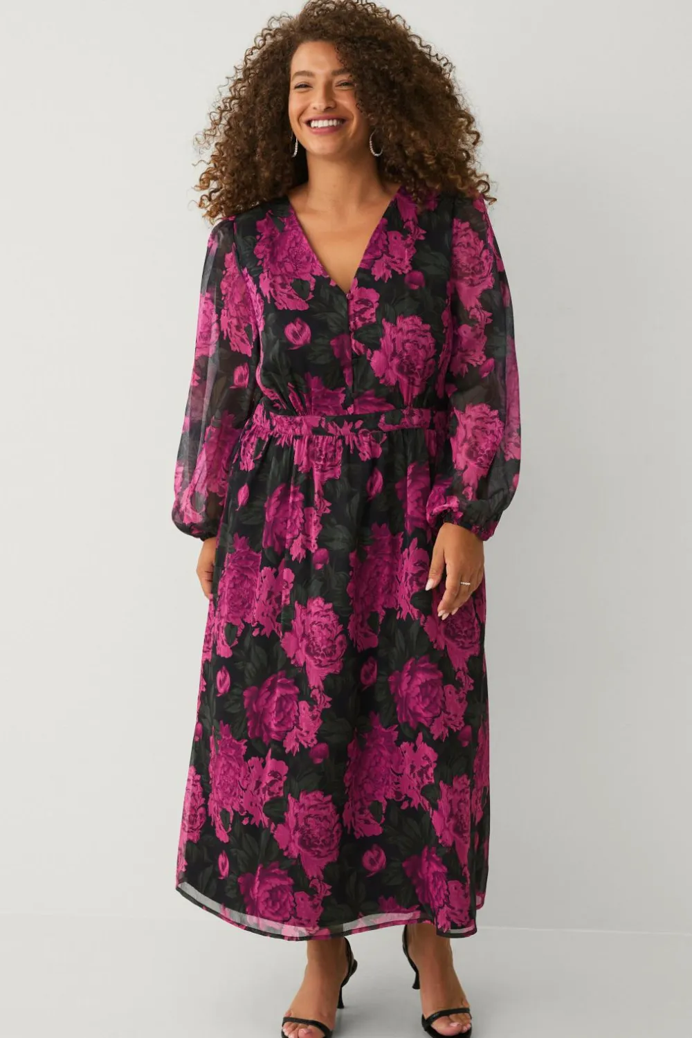 Ellos Plus collection Kjole i chiffon med ballonærme Rosa blomstret Online