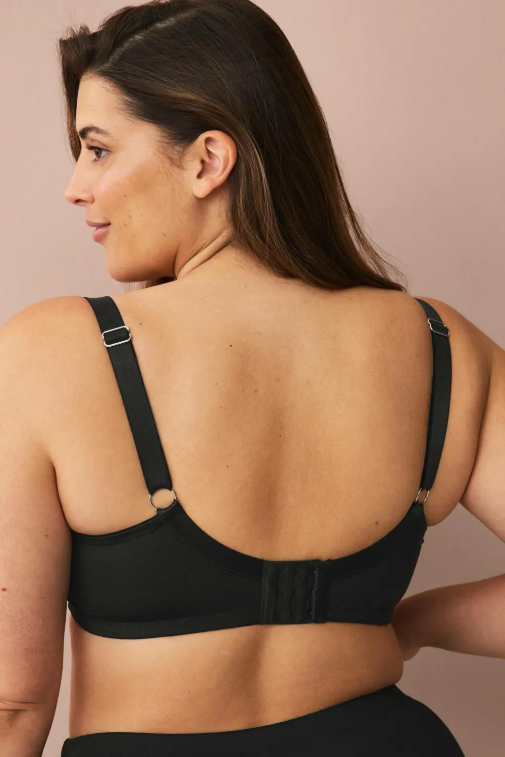 Ellos Plus collection Foret bh med bøjler i blonder Sort Discount