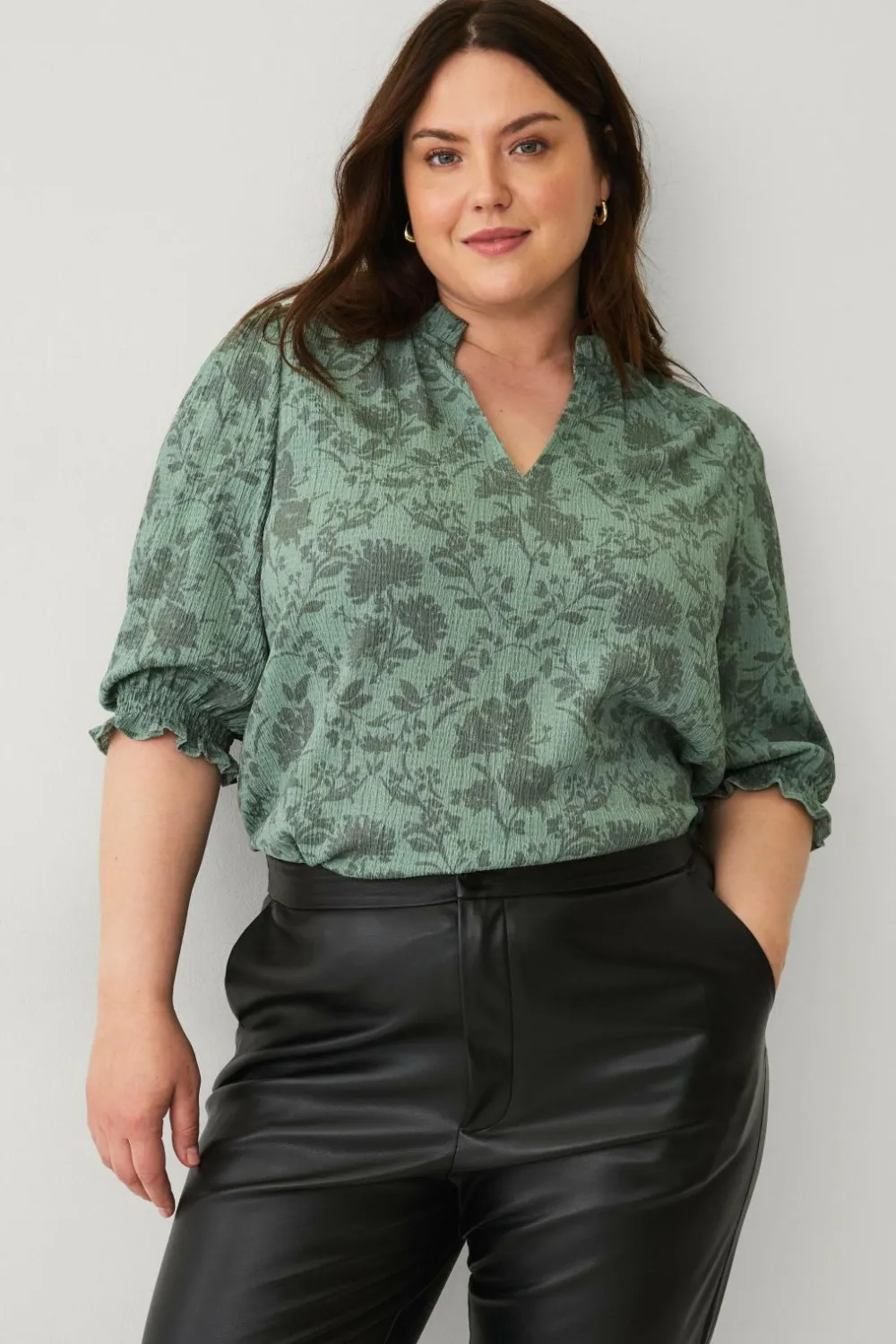 Ellos Plus collection Top med pufærmer Grønt blomsterprint Clearance