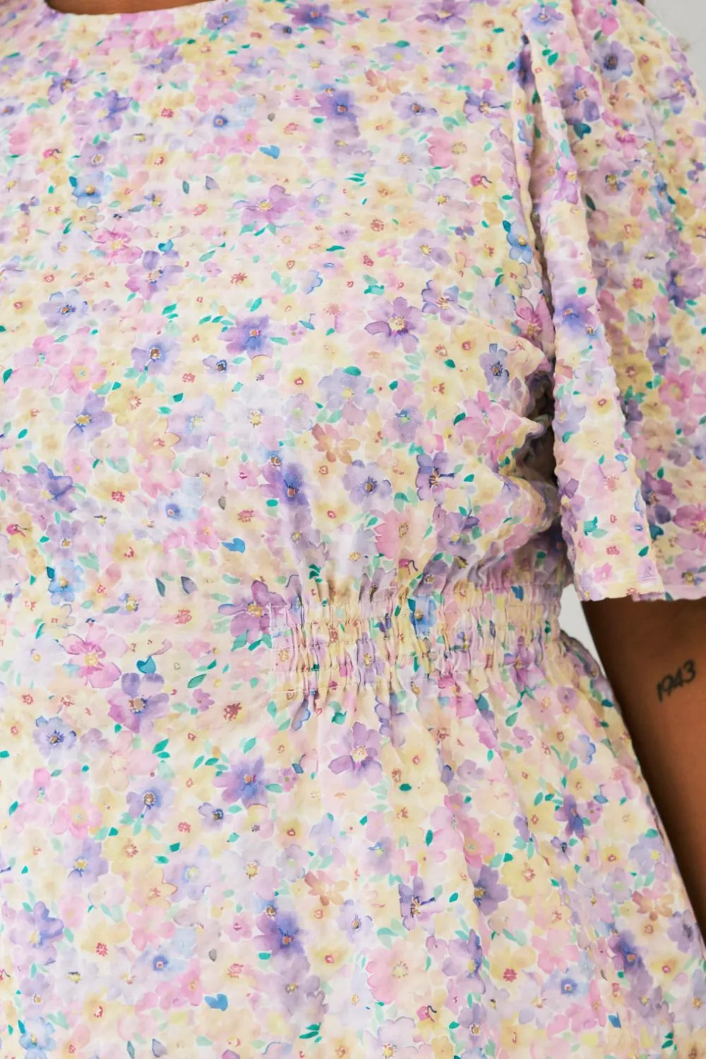 Ellos Skjorter & Bluser>Plus collection Bluse Rosablomstret