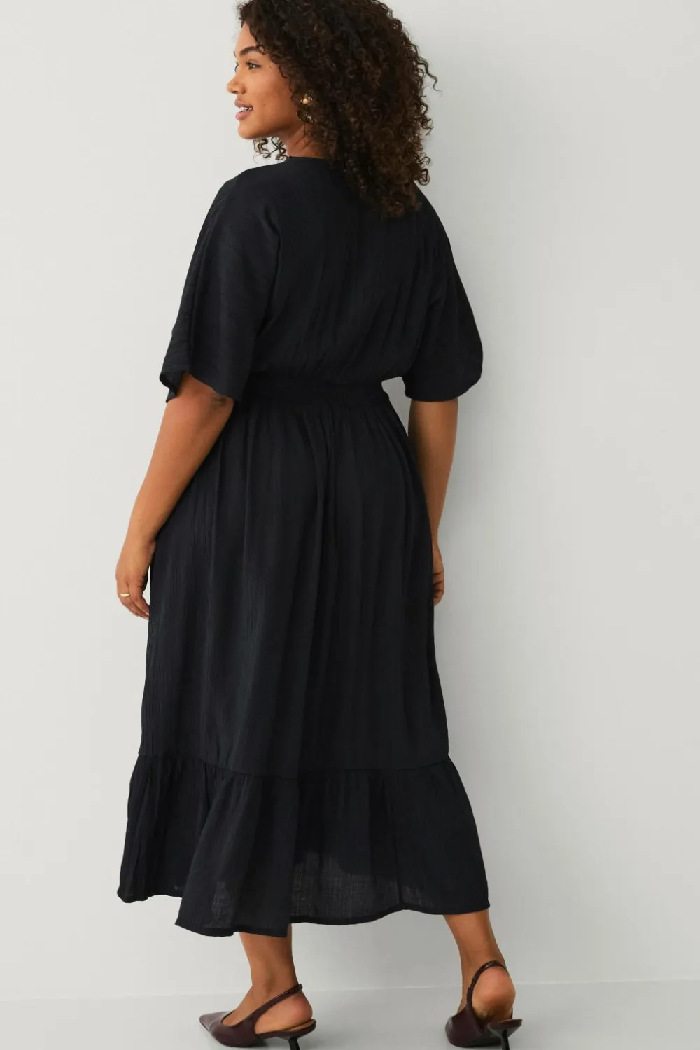 Ellos Plus collection Maxikjole med smock sort Hot