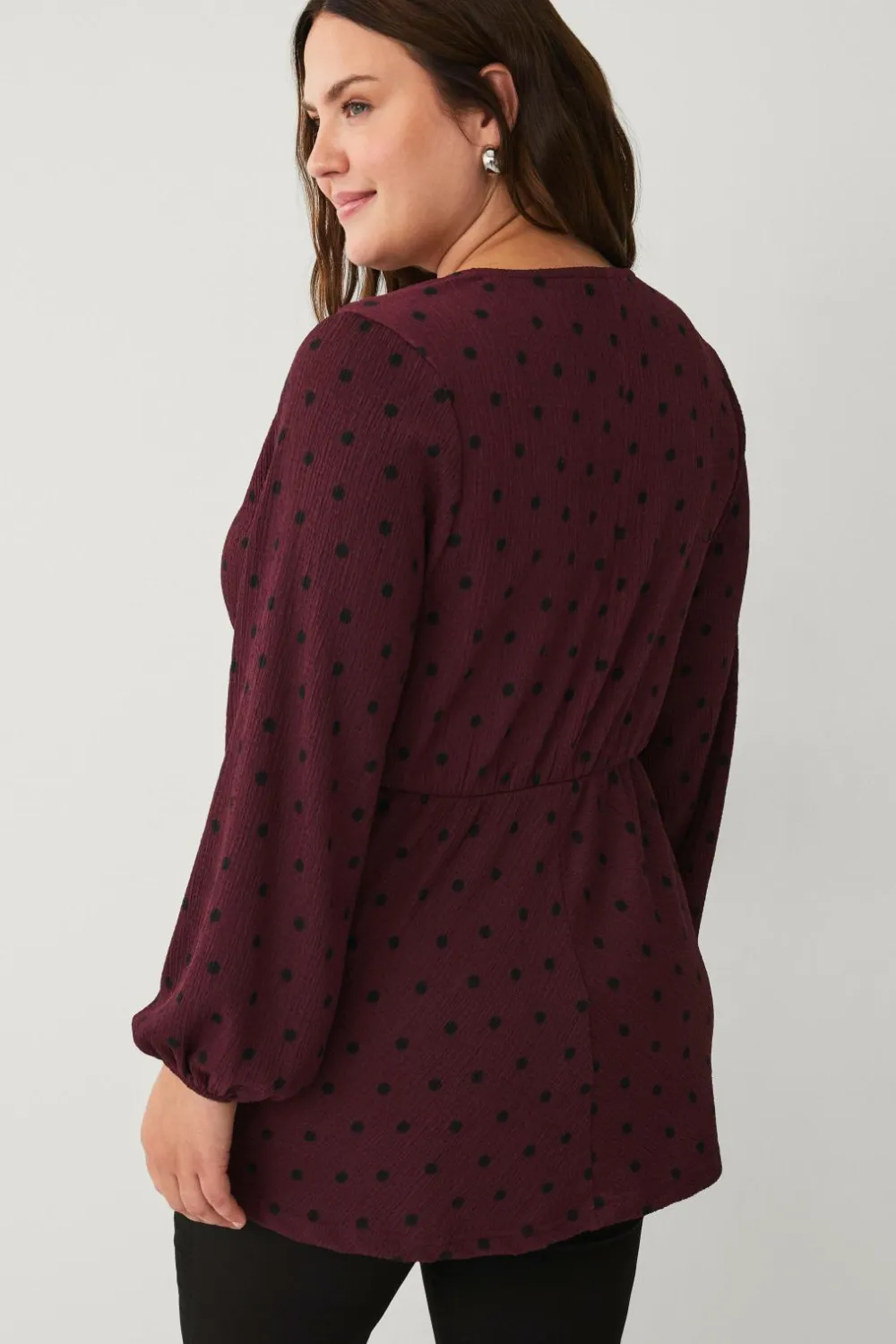 Ellos Tunikaer>Plus collection Tunika med V-hals Bordeaux med sort prik