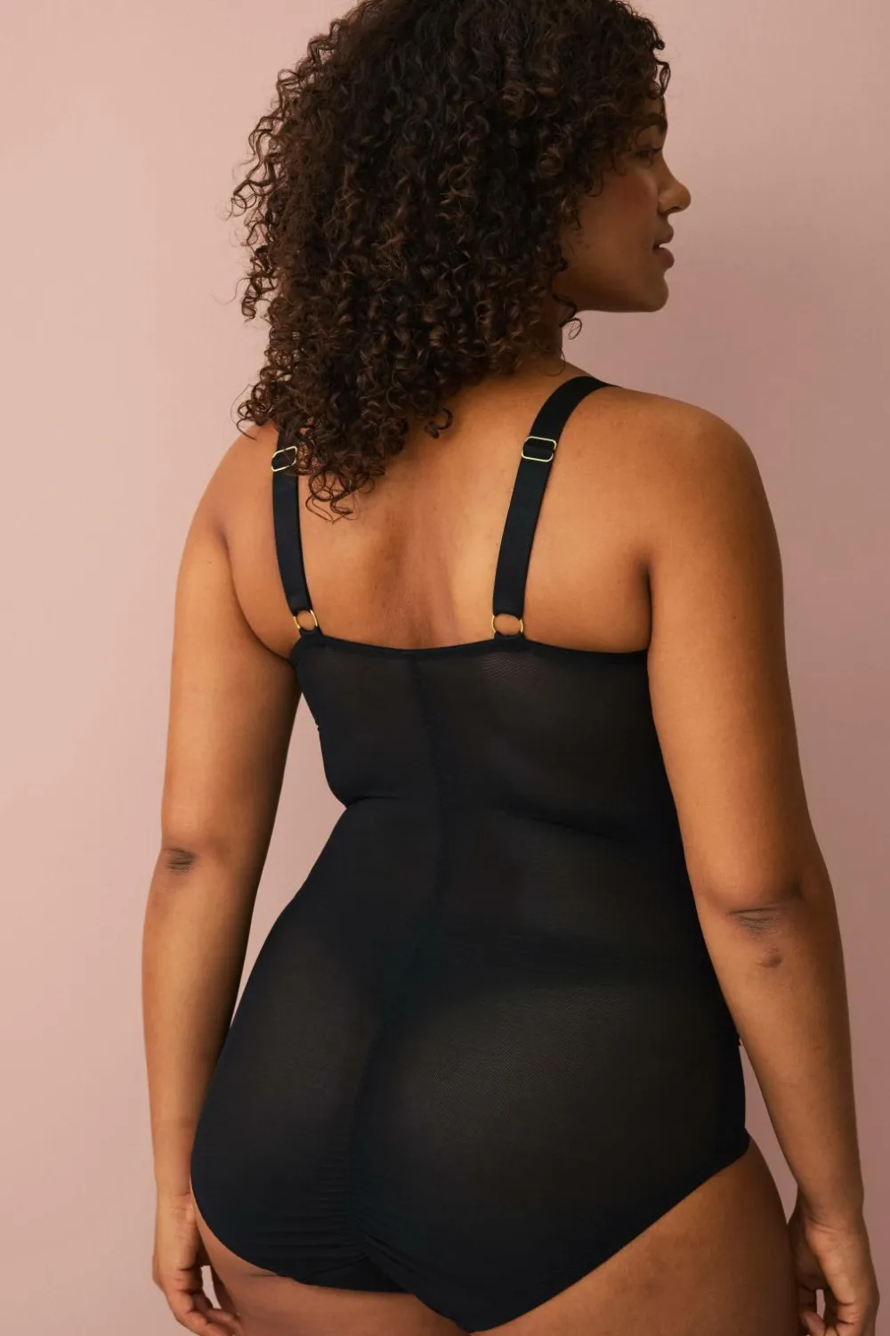 Ellos Shaping>Plus collection Spetsbody - let støtte sort
