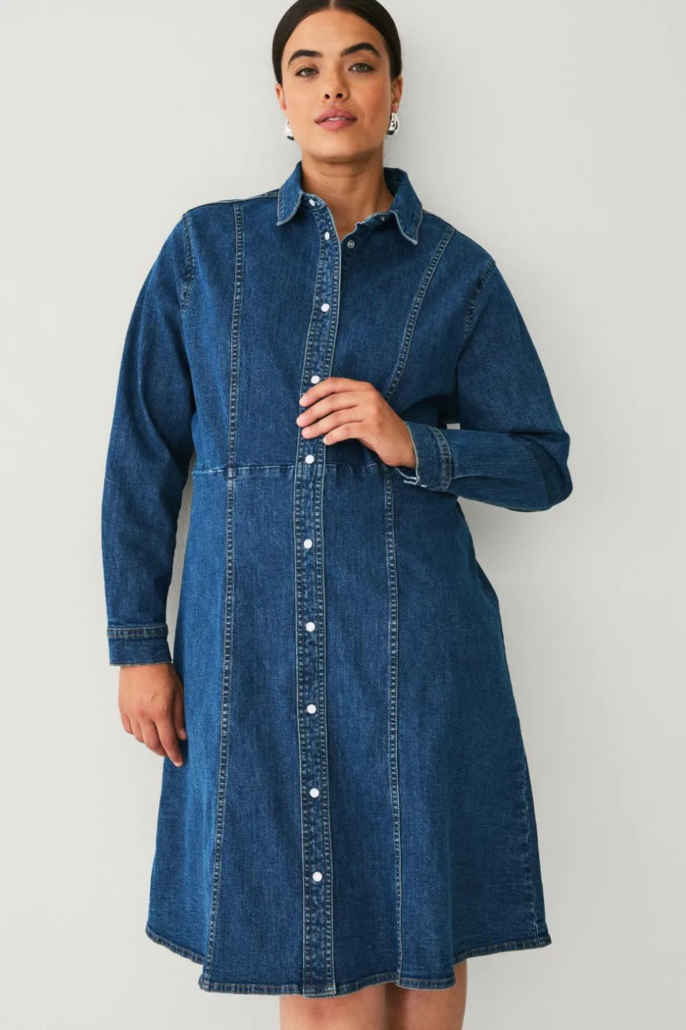 Ellos Kjoler>Plus collection Skjortekjole i denim Mørk blå