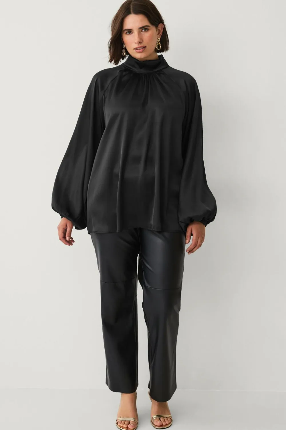 Ellos Plus collection Bluse sort New