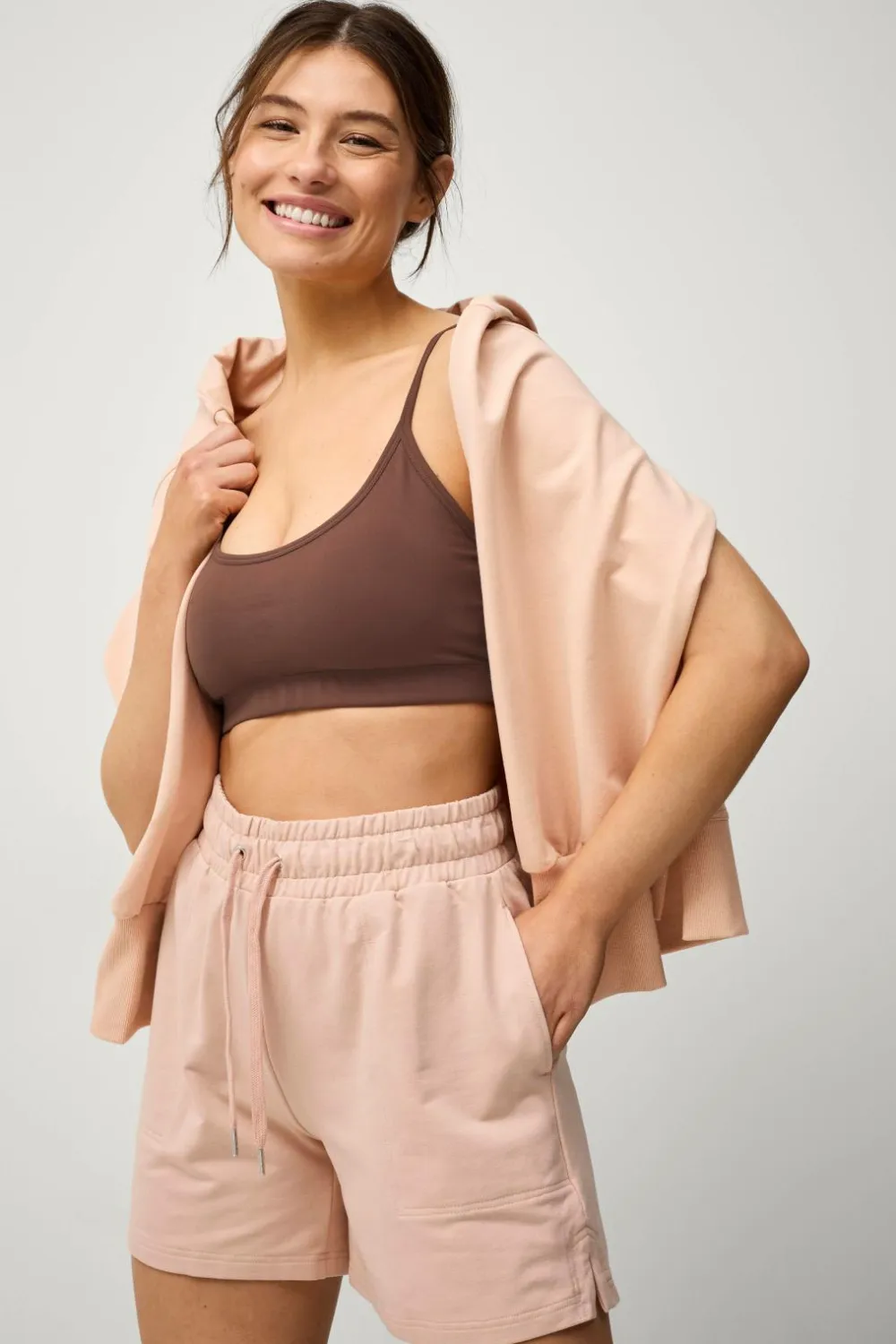 Ellos STUDIO Sweatshorts Soft Beigerosa Discount