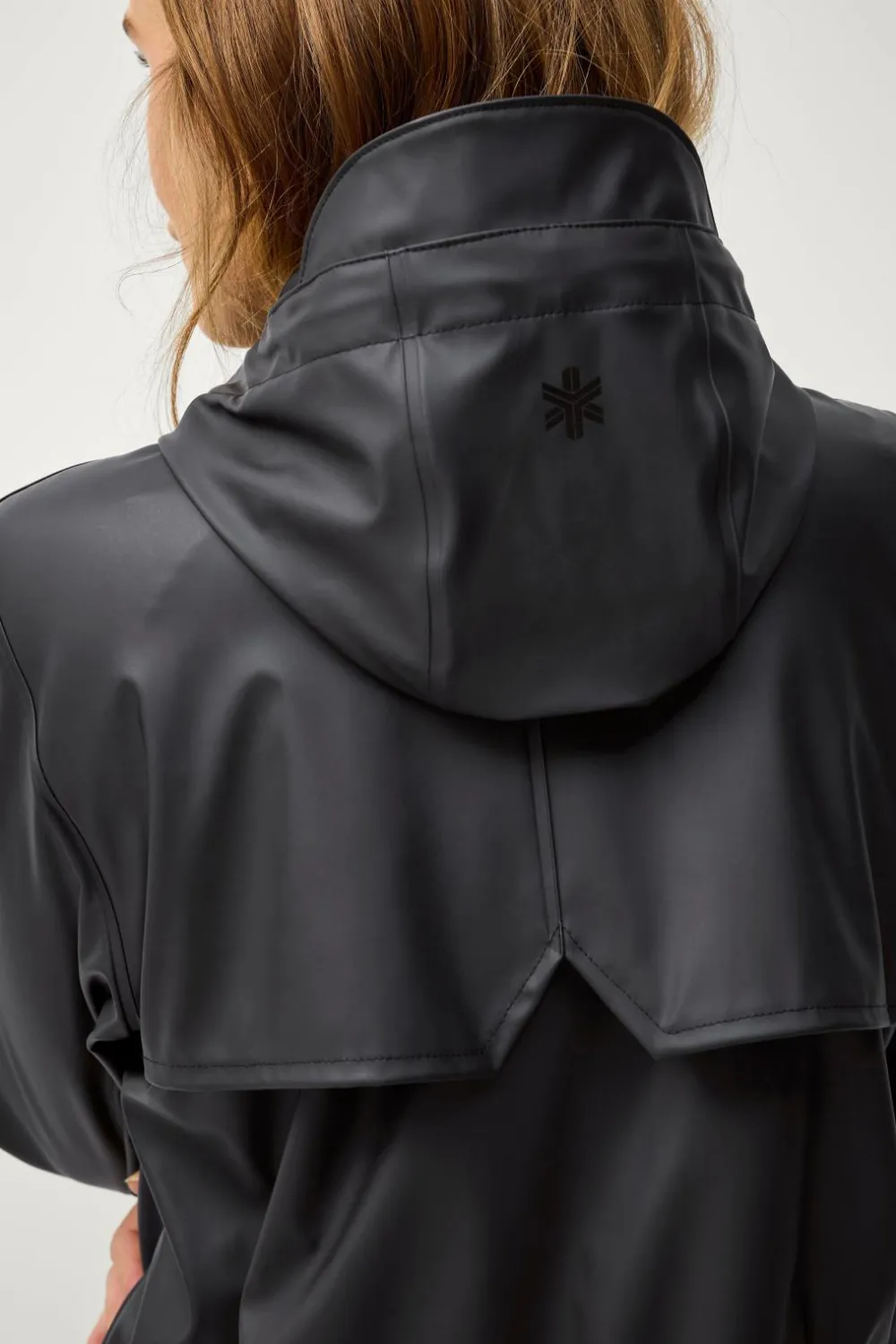 Áhkká Overtøj|Overtøj>Regnparka Rain Waist Parka PU Sort