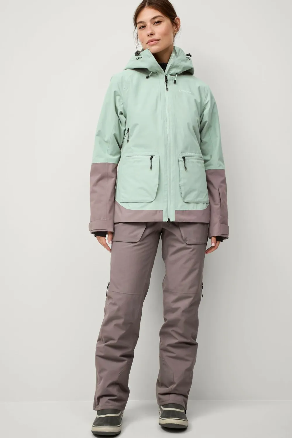 Áhkká Jakker & Frakker>Skijakke Ski Jacket W Grågrøn