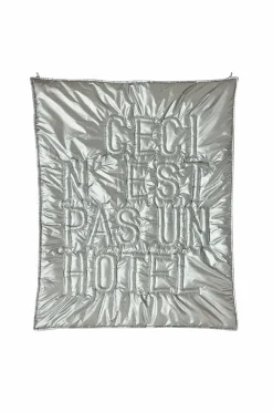 HKliving Vægkunst 'Ceci n'est pas un hôtel' Sølv New