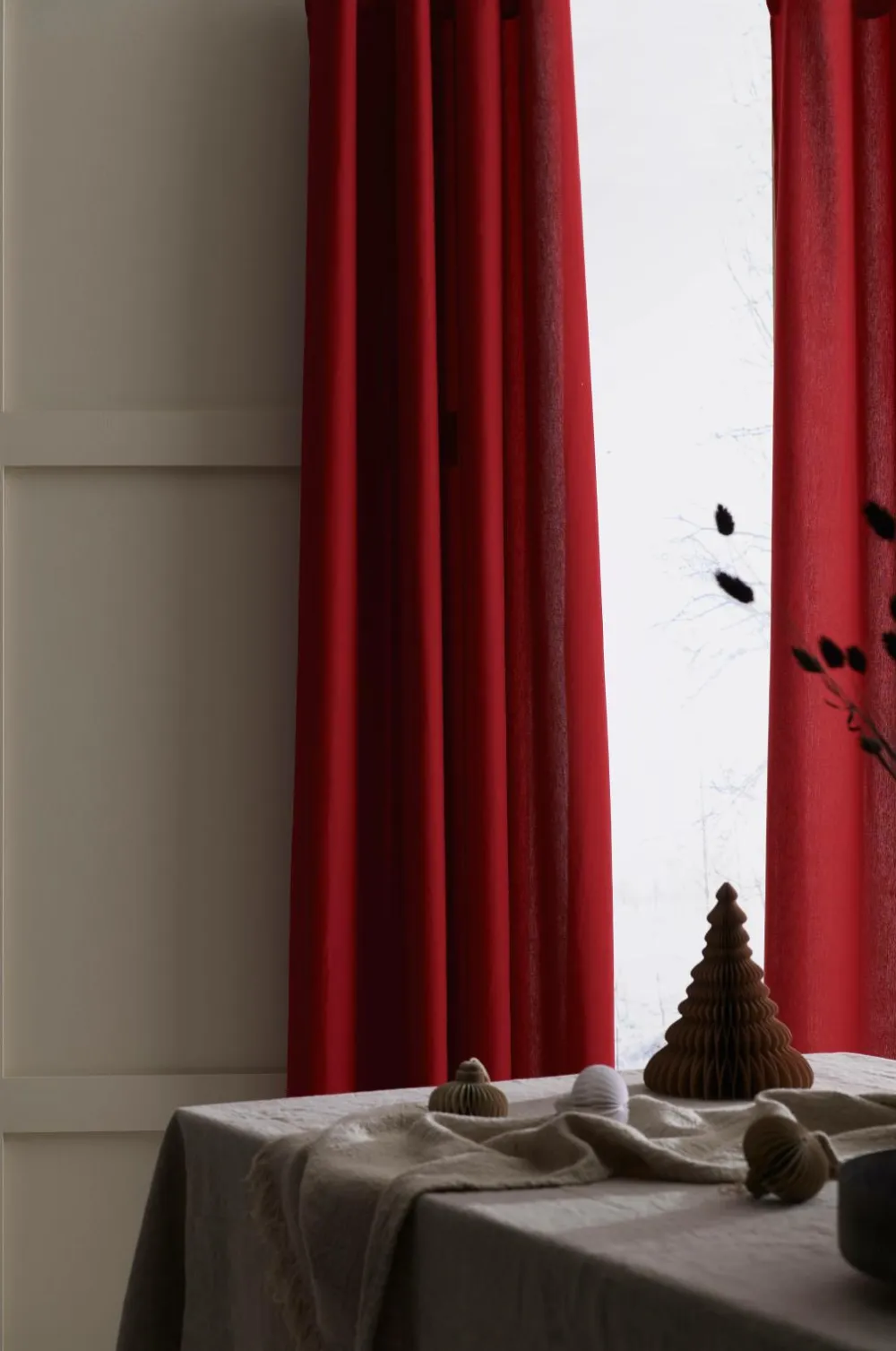 &Home Gardin med ringe i halvpanama 2-pak Rød Discount