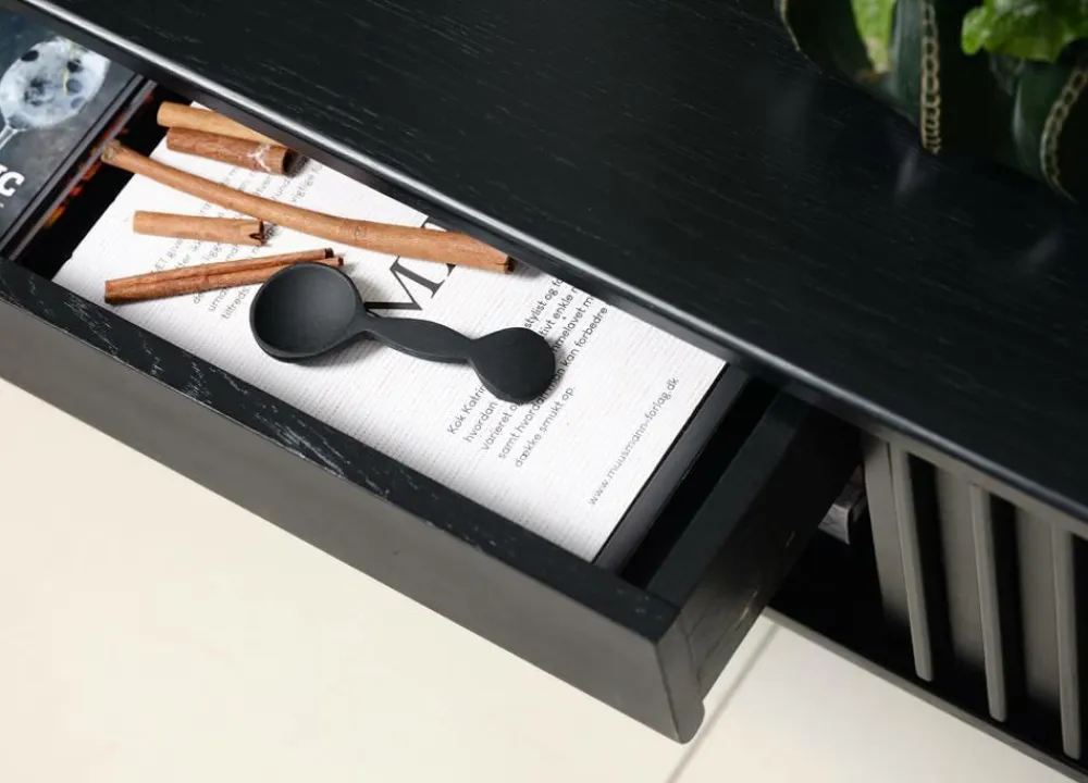 Håum TV-BÆNK Amelia 48 x 160 x 45 CM Black oak Outlet