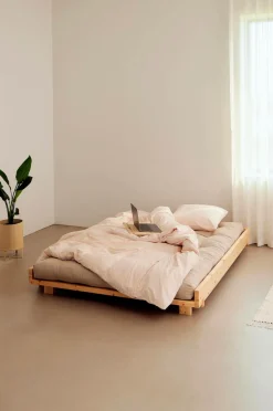 Karup Design Social Bed W. 2 Pcs Back Rests And 2 Pcs Side Tables Klart lakeret