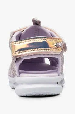 Leaf Sandaler><noscript><img width=