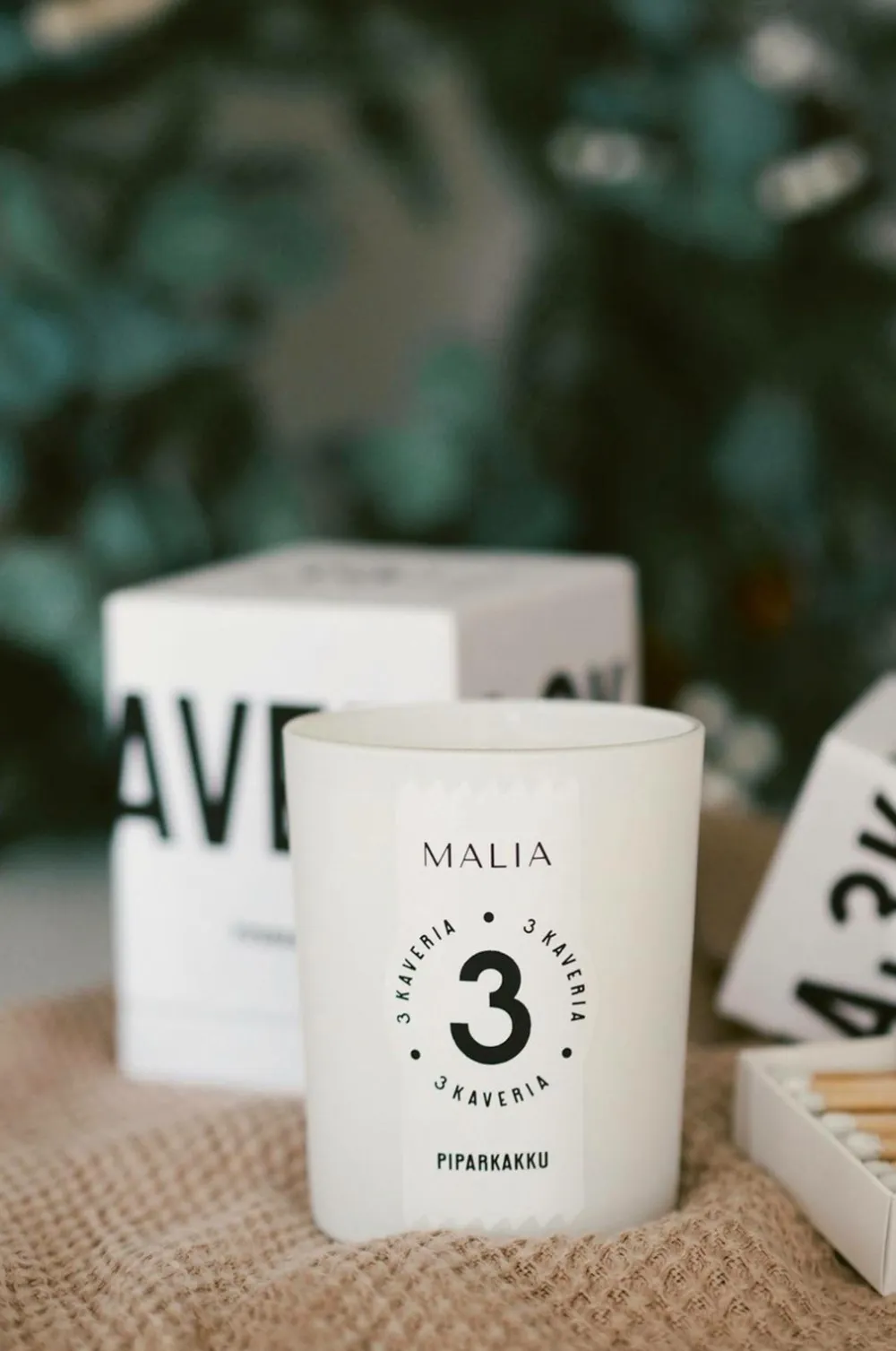 Malia Pepparkaka Holiday Candle 180 G Clearance